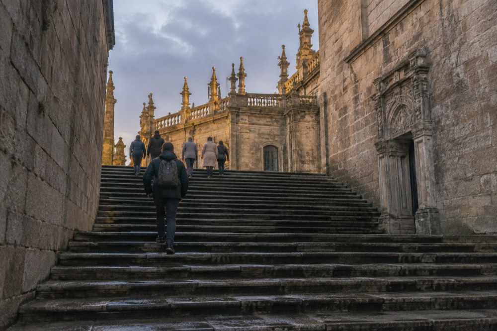 Evening light on the Cathedral wall above the Quintana square
